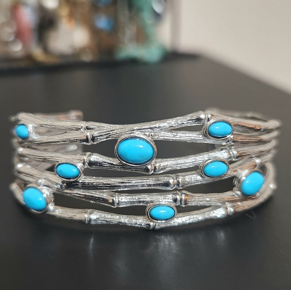 Sterling Silver and turqoise cuff
